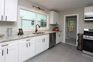1532 13th St S, Saint Petersburg, FL 33705 - Photo 6