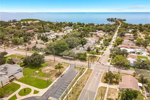 1601 Gulf Rd, Tarpon Springs, FL 34689 - Photo 2