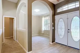 2866 Duncan Tree Cir, Valrico, FL 33594 - Photo 4