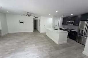 13210 Arbor Isle Dr, Temple Terrace, FL 33637 - Photo 10