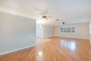 1924 W North St, Tampa, FL 33604 - Photo 4