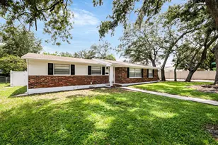 1924 W North St, Tampa, FL 33604 - Photo 2