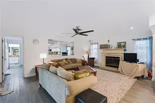 9520 Lake Christina Ln, Port Richey, FL 34668 - Photo 20