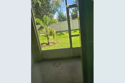 2157 Broadway View Avenue, Brandon, FL 33510 - Photo 2