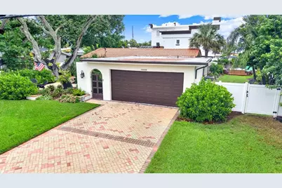 1040 Palm Drive, Belleair Beach, FL 33786 - Photo 2