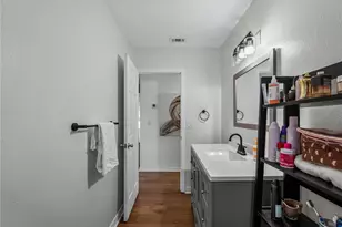 2915 Webber St, Sarasota, FL 34239 - Photo 16