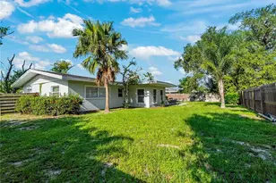 2915 Webber St, Sarasota, FL 34239 - Photo 26