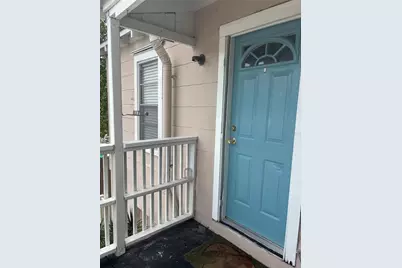 1117 16th Street N #1/2, Saint Petersburg, FL 33705 - Photo 2
