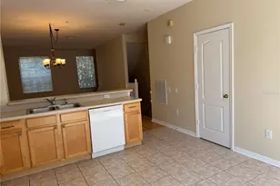 3146 Bayshore Oaks Dr, Tampa, FL 33611 - Photo 4