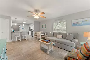 328 Pershing St, Dunedin, FL 34698 - Photo 12