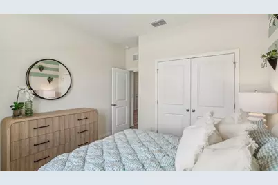 36237 Hillridge Trail, Zephyrhills, FL 33541 - Photo 20