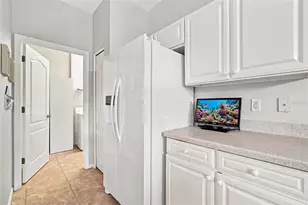 2102 Acadia Greens Dr, Sun City Center, FL 33573 - Photo 28