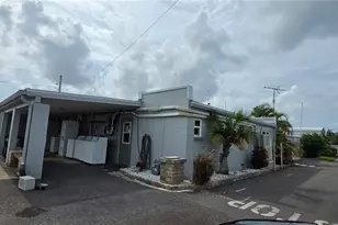 800 32nd Ave S, Saint Petersburg, FL 33705 - Photo 16