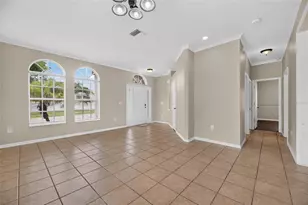 24519 Breezy Oak Ct, Lutz, FL 33559 - Photo 6
