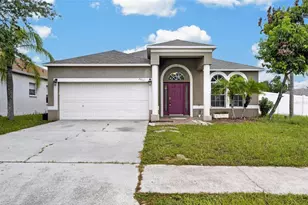 24519 Breezy Oak Ct, Lutz, FL 33559 - Photo 2