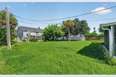 870 Narcissus Avenue, Clearwater Beach, FL 33767 - Photo 14