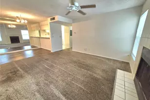 3025 Bonaventure Cir, Palm Harbor, FL 34684 - Photo 4