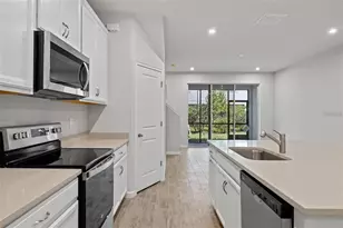 2326 Summerlit St, Lutz, FL 33559 - Photo 6