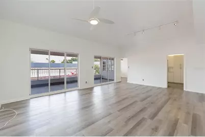 1653 W Snow Circle #1653, Tampa, FL 33606 - Photo 2