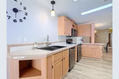 452 Par Drive, Frostproof, FL 33843 - Photo 10