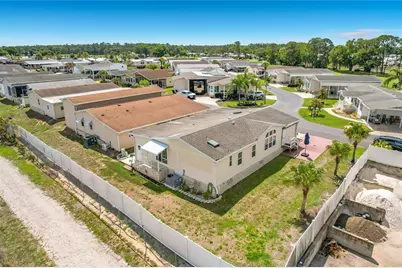452 Par Drive, Frostproof, FL 33843 - Photo 2