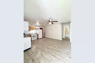 38839 3rd Avenue, Zephyrhills, FL 33542 - Photo 2