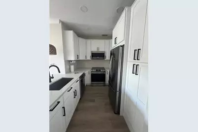 5000 Culbreath Key Way #8-122, Tampa, FL 33611 - Photo 2
