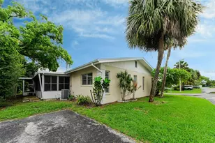 830 Cambridge Ct, Dunedin, FL 34698 - Photo 32