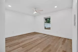599 Woodland Dr, Largo, FL 33771 - Photo 34