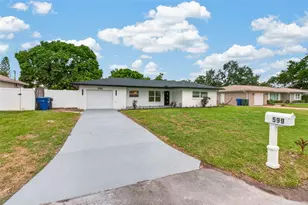 599 Woodland Dr, Largo, FL 33771 - Photo 4