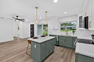 599 Woodland Dr, Largo, FL 33771 - Photo 16