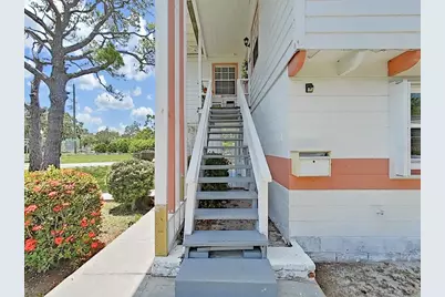 2371 7th Street S, Saint Petersburg, FL 33705 - Photo 12