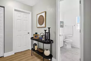 4601 S Clark Ave, Tampa, FL 33611 - Photo 24