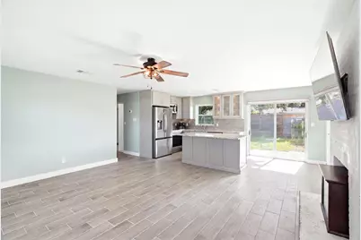 8765 55th Way N, Pinellas Park, FL 33782 - Photo 2