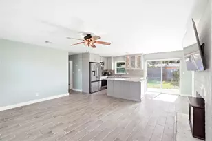 8765 55th Wy N, Pinellas Park, FL 33782 - Photo 2