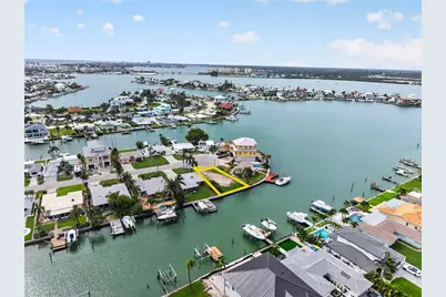 643 Normandy Road, Madeira Beach, FL 33708 - Photo 8