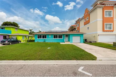 136 175th Terrace Drive E, Redington Shores, FL 33708 - Photo 2