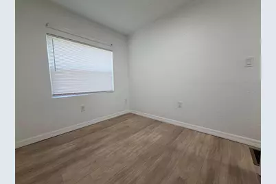 6811 Rochelle Avenue #7, New Port Richey, FL 34655 - Photo 22