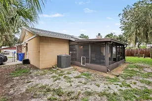 819 Crosswinds Dr, Brandon, FL 33511 - Photo 22
