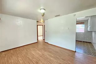 2302 Burns St, Lakeland, FL 33801 - Photo 4
