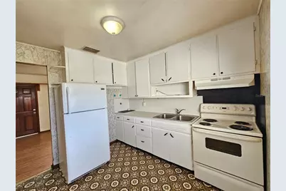 2302 Burns Street, Lakeland, FL 33801 - Photo 6