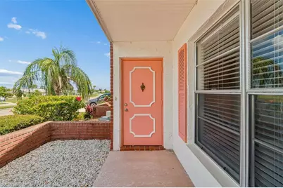 416 S Pebble Beach Boulevard, Sun City Center, FL 33573 - Photo 6