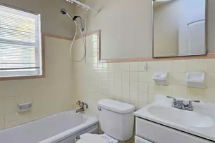 1216 E Myrtle St, Lakeland, FL 33801 - Photo 10