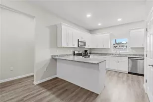 5017 Finders Ct, Tampa, FL 33617 - Photo 8