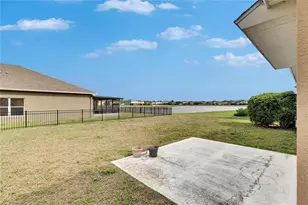 10328 Celtic Ash Dr, Ruskin, FL 33573 - Photo 32