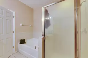 10328 Celtic Ash Dr, Ruskin, FL 33573 - Photo 22