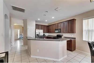 10328 Celtic Ash Drive, Ruskin, FL 33573 - Photo 8