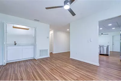 16131 Gardendale Drive, Tampa, FL 33624 - Photo 22