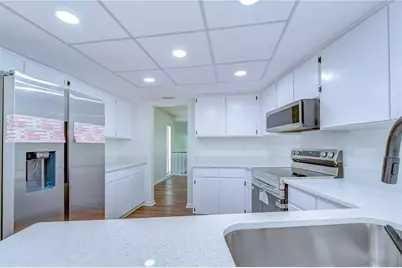 16131 Gardendale Drive, Tampa, FL 33624 - Photo 20