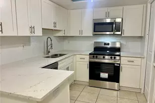 632 Edgewater Dr, Dunedin, FL 34698 - Photo 10